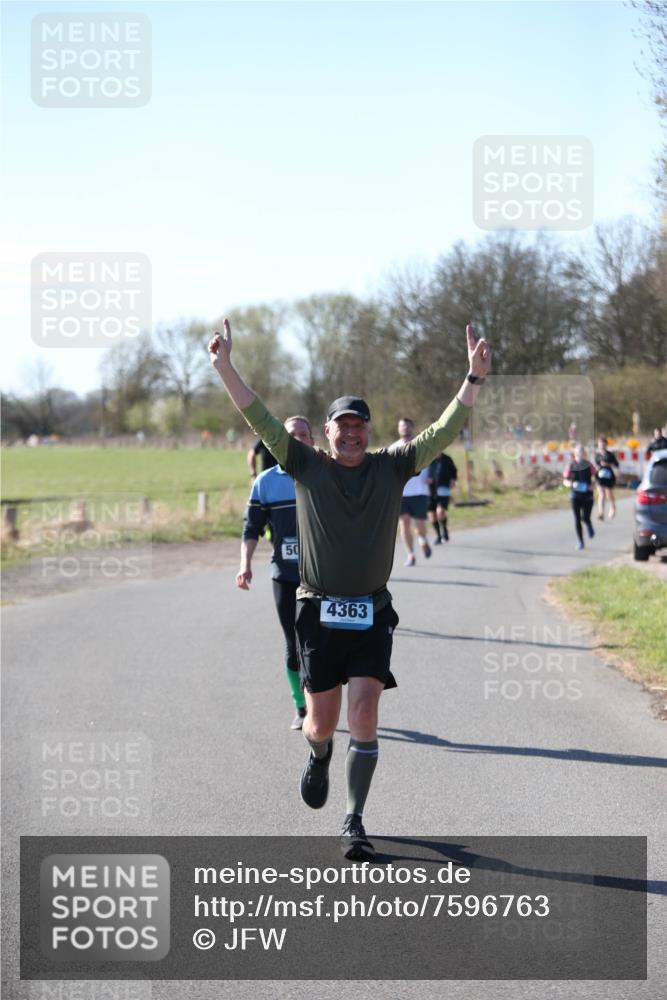 06.04.2025 - 44. Internationalen Wilhelmsburger Insellauf Jannik Wohlers http://msf.ph/oto/7596763 06.04.2025 10:35:36 Laufen 50, 4363 meine-sportfotos.de