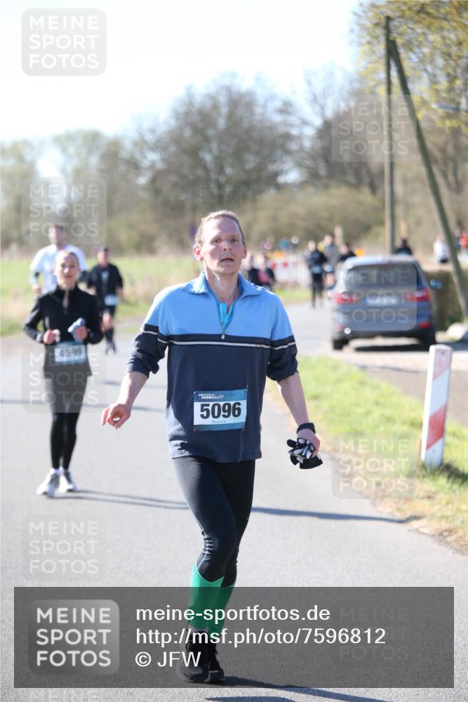 06.04.2025 - 44. Internationalen Wilhelmsburger Insellauf Jannik Wohlers http://msf.ph/oto/7596812 06.04.2025 10:35:39 Laufen 4599, 5096 meine-sportfotos.de