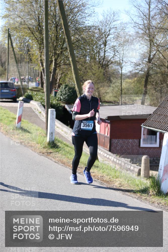 06.04.2025 - 44. Internationalen Wilhelmsburger Insellauf Jannik Wohlers http://msf.ph/oto/7596949 06.04.2025 10:35:49 Laufen 3561 meine-sportfotos.de