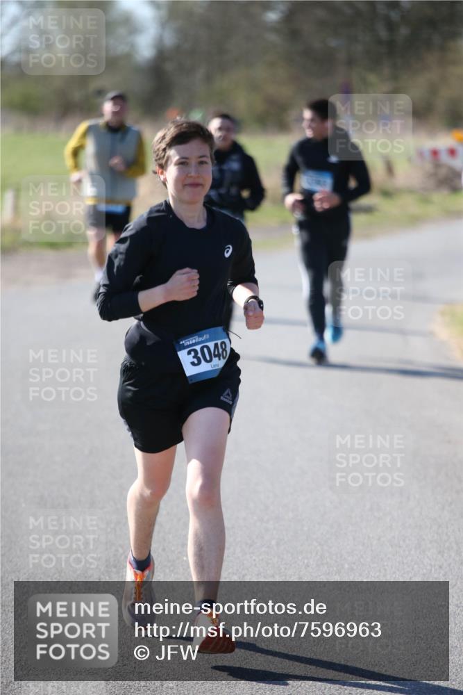 06.04.2025 - 44. Internationalen Wilhelmsburger Insellauf Jannik Wohlers http://msf.ph/oto/7596963 06.04.2025 10:35:51 Laufen 3048 meine-sportfotos.de