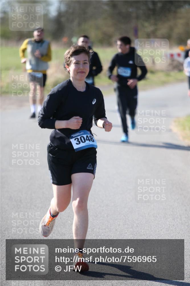 06.04.2025 - 44. Internationalen Wilhelmsburger Insellauf Jannik Wohlers http://msf.ph/oto/7596965 06.04.2025 10:35:51 Laufen 3048 meine-sportfotos.de