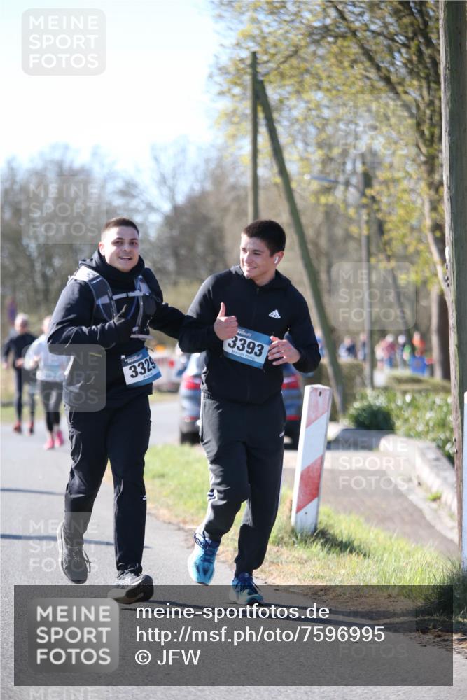 06.04.2025 - 44. Internationalen Wilhelmsburger Insellauf Jannik Wohlers http://msf.ph/oto/7596995 06.04.2025 10:35:55 Laufen 3329, 3393 meine-sportfotos.de