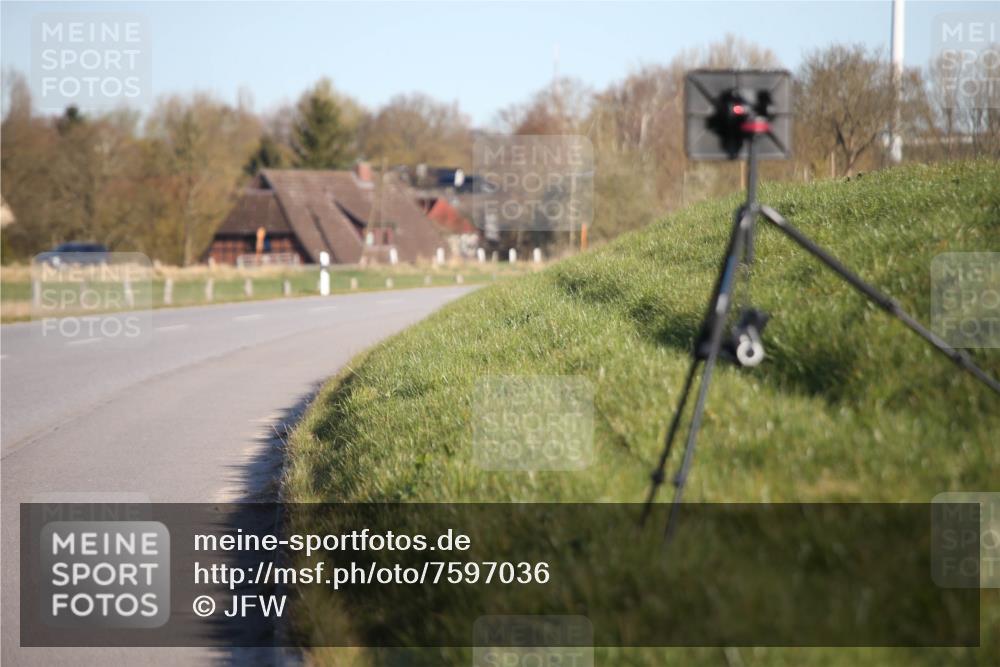 06.04.2025 - 44. Internationalen Wilhelmsburger Insellauf Jannik Wohlers http://msf.ph/oto/7597036 06.04.2025 09:09:19 Laufen  meine-sportfotos.de