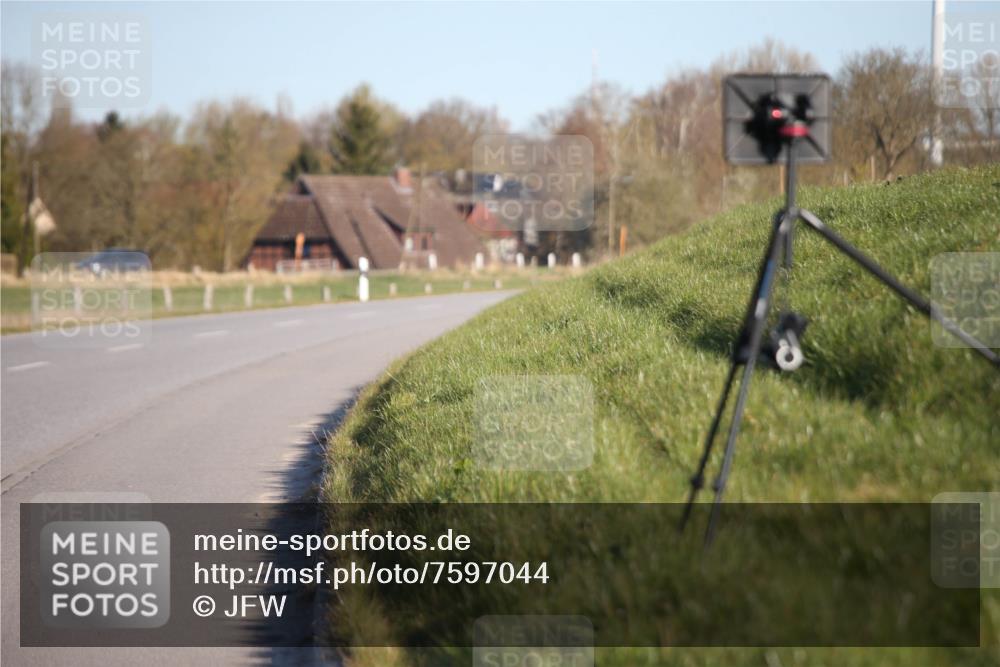 06.04.2025 - 44. Internationalen Wilhelmsburger Insellauf Jannik Wohlers http://msf.ph/oto/7597044 06.04.2025 09:09:19 Laufen  meine-sportfotos.de