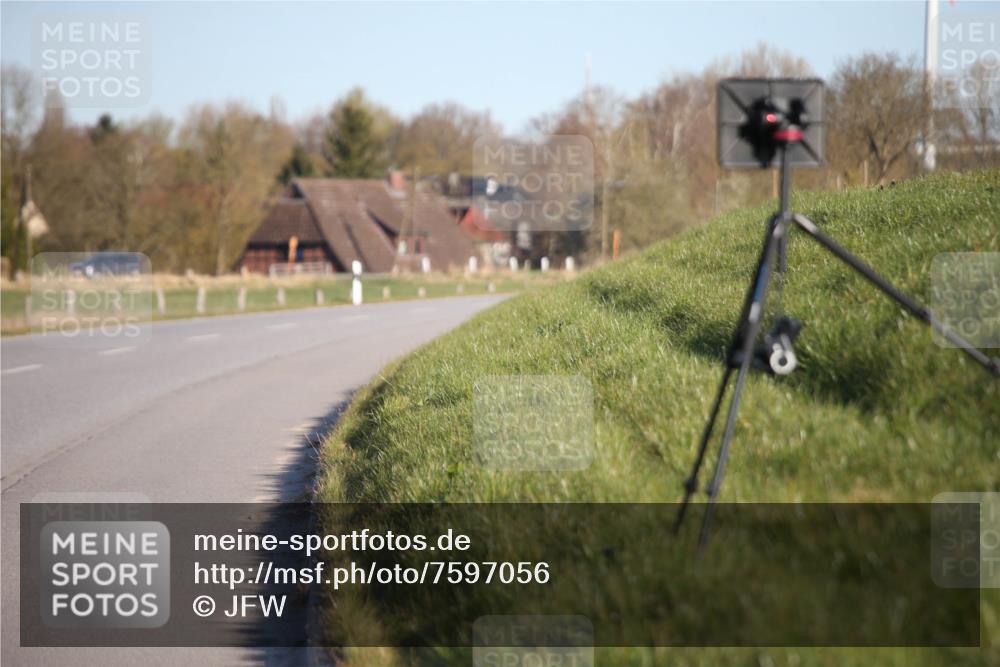 06.04.2025 - 44. Internationalen Wilhelmsburger Insellauf Jannik Wohlers http://msf.ph/oto/7597056 06.04.2025 09:09:19 Laufen  meine-sportfotos.de