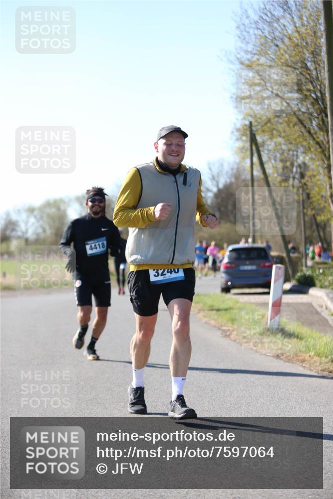06.04.2025 - 44. Internationalen Wilhelmsburger Insellauf Jannik Wohlers http://msf.ph/oto/7597064 06.04.2025 10:35:59 Laufen 4418, 3240 meine-sportfotos.de
