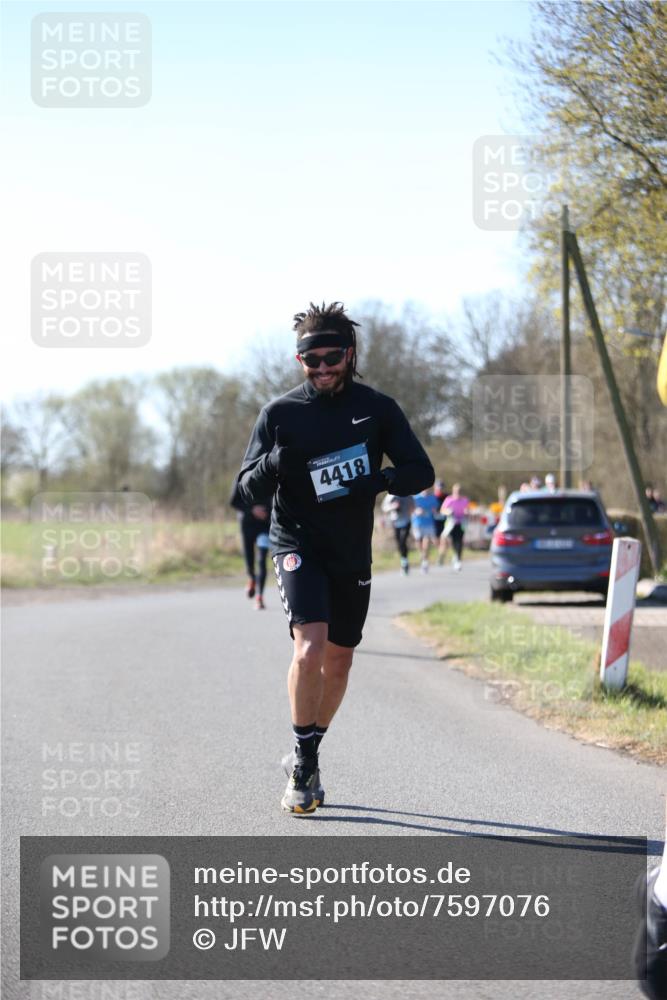 06.04.2025 - 44. Internationalen Wilhelmsburger Insellauf Jannik Wohlers http://msf.ph/oto/7597076 06.04.2025 10:36:00 Laufen 4418 meine-sportfotos.de