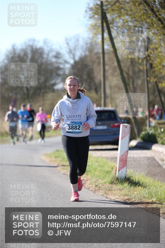 06.04.2025 - 44. Internationalen Wilhelmsburger Insellauf Jannik Wohlers http://msf.ph/oto/7597147 06.04.2025 10:36:03 Laufen 3882 meine-sportfotos.de