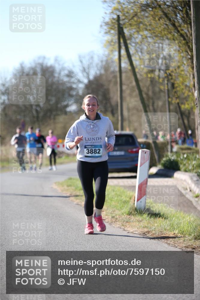 06.04.2025 - 44. Internationalen Wilhelmsburger Insellauf Jannik Wohlers http://msf.ph/oto/7597150 06.04.2025 10:36:03 Laufen 3882 meine-sportfotos.de