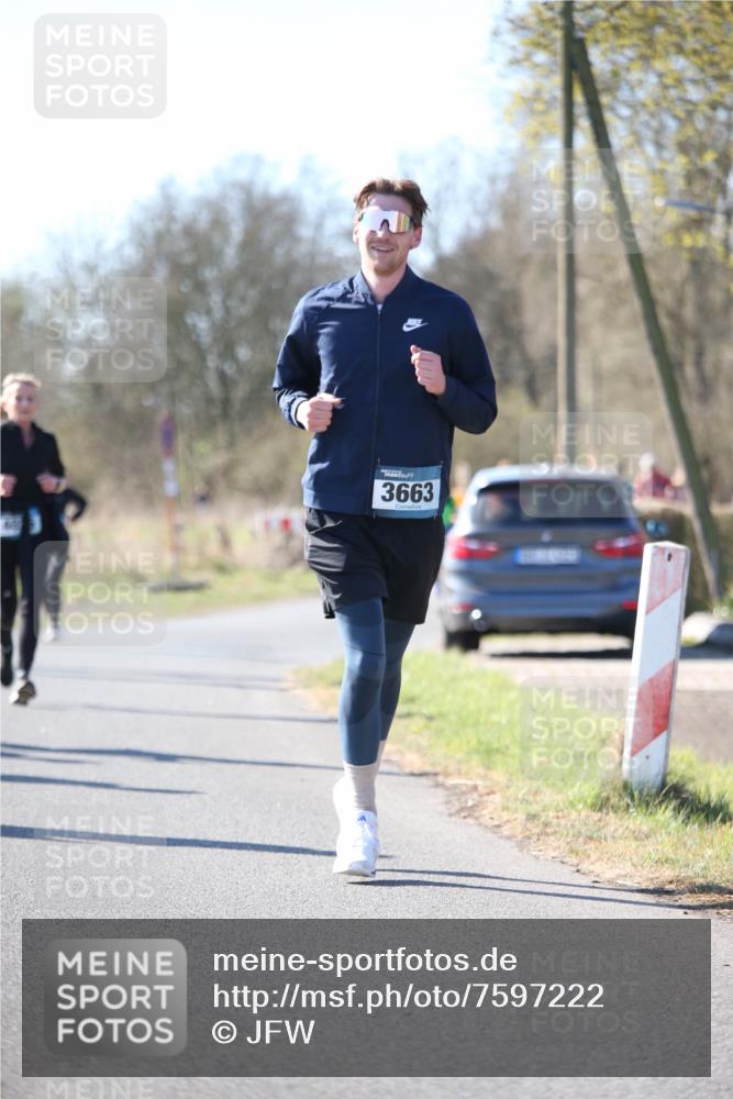 06.04.2025 - 44. Internationalen Wilhelmsburger Insellauf Jannik Wohlers http://msf.ph/oto/7597222 06.04.2025 10:36:15 Laufen 3663 meine-sportfotos.de