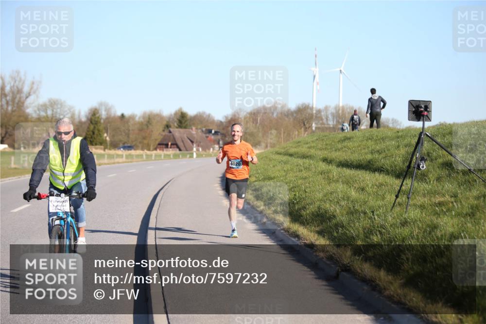 06.04.2025 - 44. Internationalen Wilhelmsburger Insellauf Jannik Wohlers http://msf.ph/oto/7597232 06.04.2025 09:15:34 Laufen 4020 meine-sportfotos.de