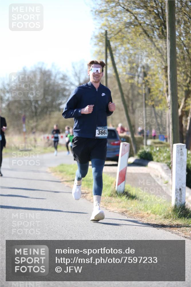 06.04.2025 - 44. Internationalen Wilhelmsburger Insellauf Jannik Wohlers http://msf.ph/oto/7597233 06.04.2025 10:36:15 Laufen 3663 meine-sportfotos.de