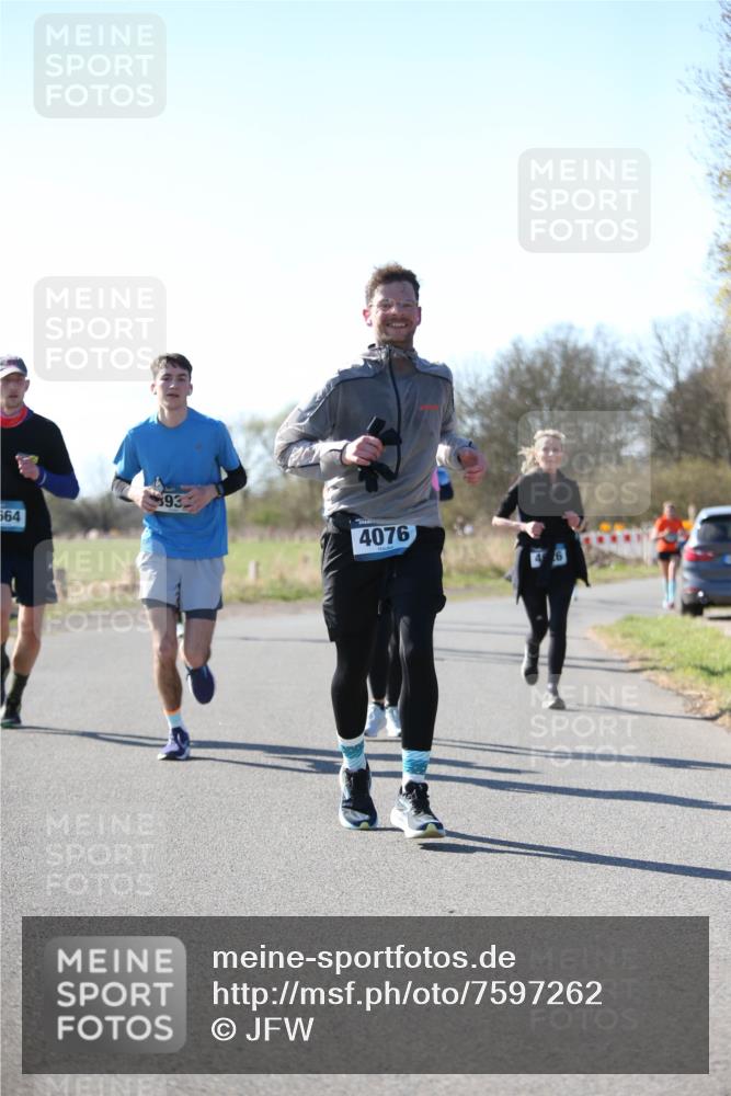 06.04.2025 - 44. Internationalen Wilhelmsburger Insellauf Jannik Wohlers http://msf.ph/oto/7597262 06.04.2025 10:36:17 Laufen 693, 564, 4076 meine-sportfotos.de