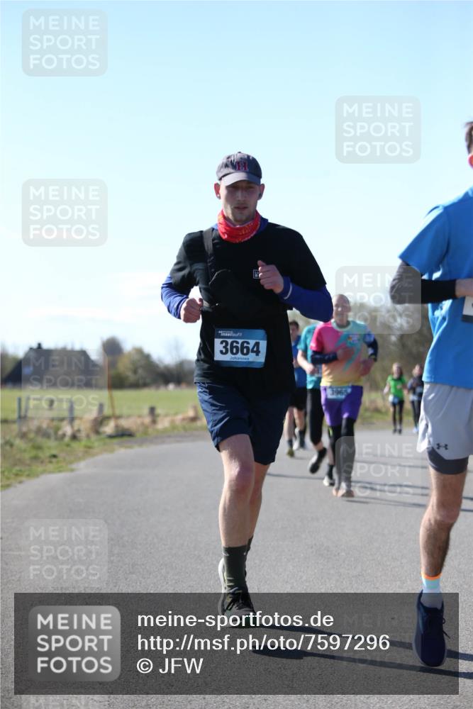 06.04.2025 - 44. Internationalen Wilhelmsburger Insellauf Jannik Wohlers http://msf.ph/oto/7597296 06.04.2025 10:36:20 Laufen 3664, 3965 meine-sportfotos.de