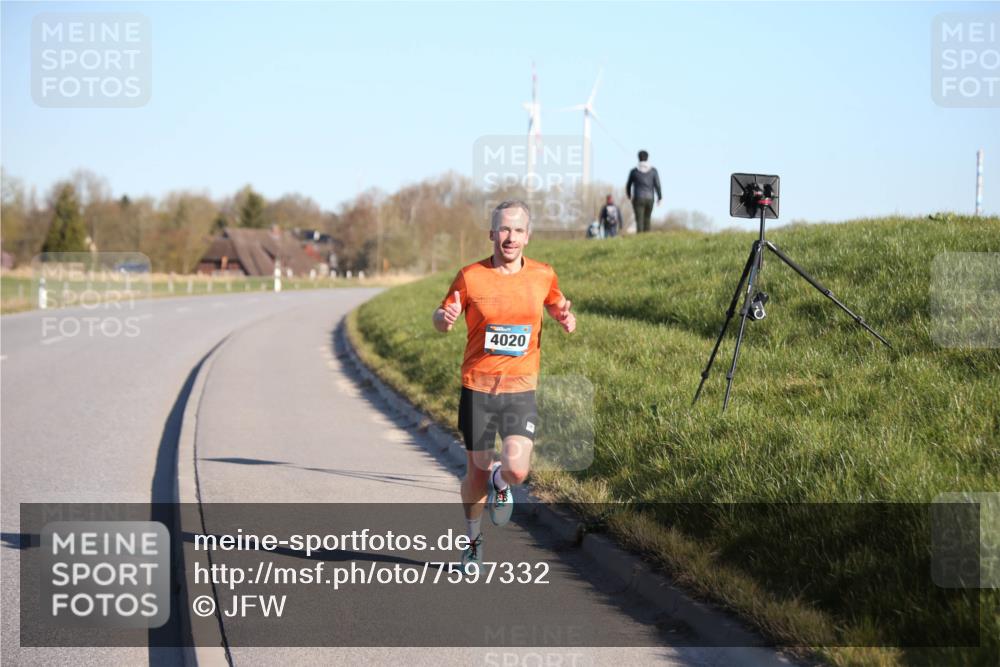 06.04.2025 - 44. Internationalen Wilhelmsburger Insellauf Jannik Wohlers http://msf.ph/oto/7597332 06.04.2025 09:15:36 Laufen 4020 meine-sportfotos.de