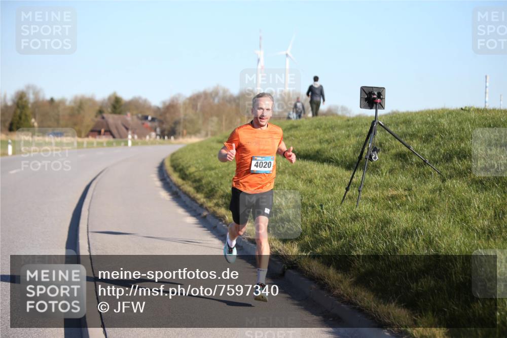 06.04.2025 - 44. Internationalen Wilhelmsburger Insellauf Jannik Wohlers http://msf.ph/oto/7597340 06.04.2025 09:15:36 Laufen 4020 meine-sportfotos.de