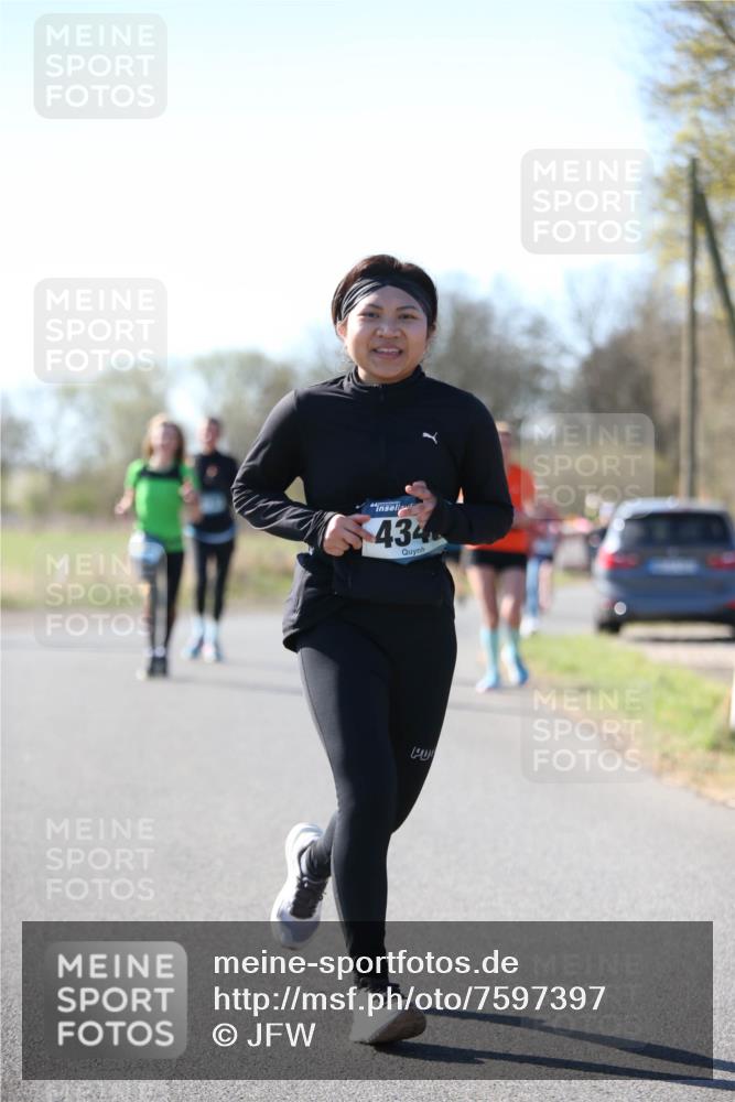 06.04.2025 - 44. Internationalen Wilhelmsburger Insellauf Jannik Wohlers http://msf.ph/oto/7597397 06.04.2025 10:36:27 Laufen 434 meine-sportfotos.de
