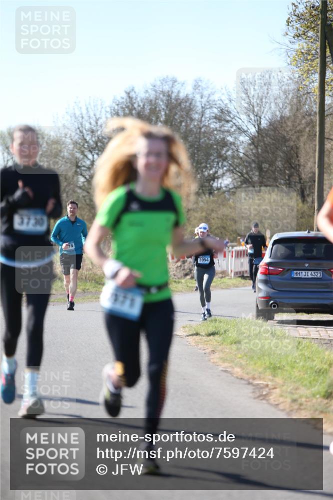 06.04.2025 - 44. Internationalen Wilhelmsburger Insellauf Jannik Wohlers http://msf.ph/oto/7597424 06.04.2025 10:36:31 Laufen 3730, 371, 3954, 4321 meine-sportfotos.de