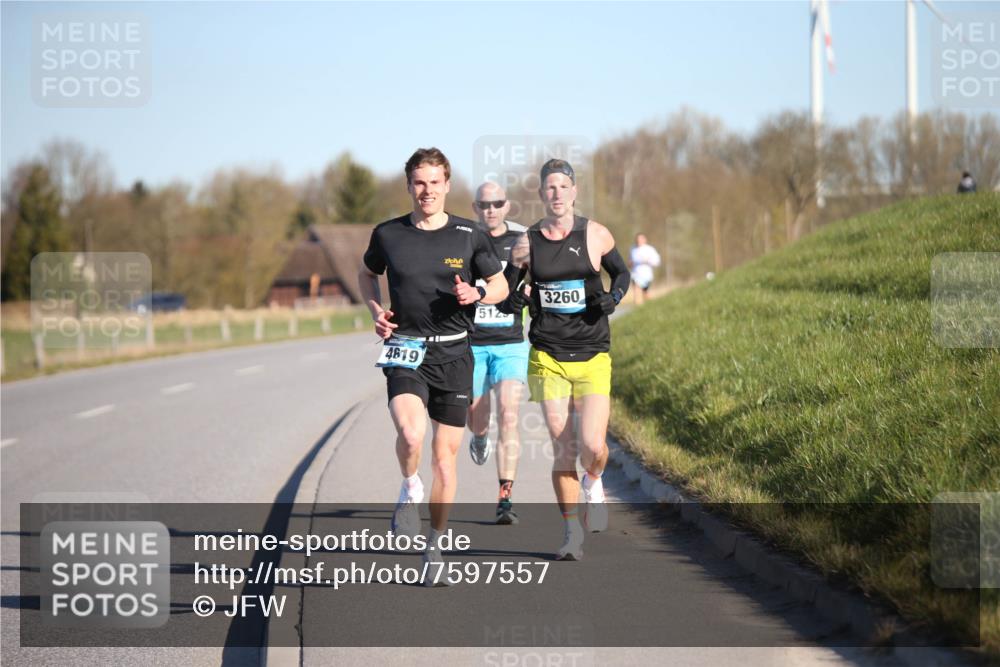 06.04.2025 - 44. Internationalen Wilhelmsburger Insellauf Jannik Wohlers http://msf.ph/oto/7597557 06.04.2025 09:16:34 Laufen 4619, 5125, 3260 meine-sportfotos.de