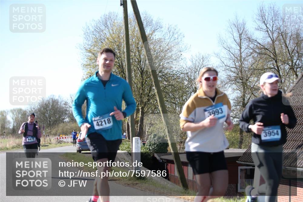 06.04.2025 - 44. Internationalen Wilhelmsburger Insellauf Jannik Wohlers http://msf.ph/oto/7597586 06.04.2025 10:36:43 Laufen 4479, 4218, 3993, 3954 meine-sportfotos.de