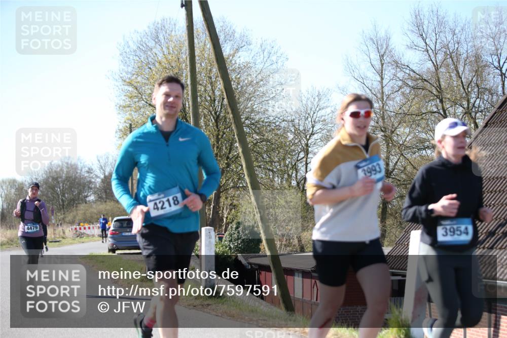 06.04.2025 - 44. Internationalen Wilhelmsburger Insellauf Jannik Wohlers http://msf.ph/oto/7597591 06.04.2025 10:36:43 Laufen 4479, 4218, 3993, 3954 meine-sportfotos.de