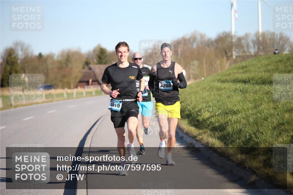 06.04.2025 - 44. Internationalen Wilhelmsburger Insellauf Jannik Wohlers http://msf.ph/oto/7597595 06.04.2025 09:16:34 Laufen 4619, 7017, 3260 meine-sportfotos.de