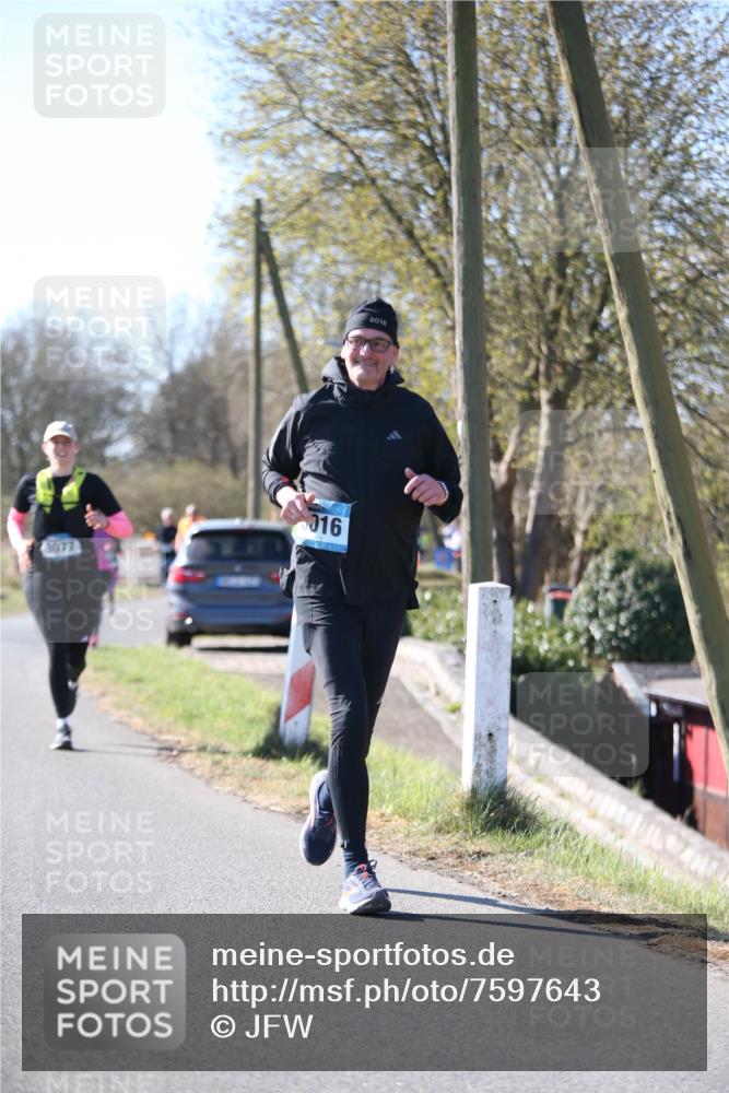 06.04.2025 - 44. Internationalen Wilhelmsburger Insellauf Jannik Wohlers http://msf.ph/oto/7597643 06.04.2025 10:36:51 Laufen 3077, 016 meine-sportfotos.de