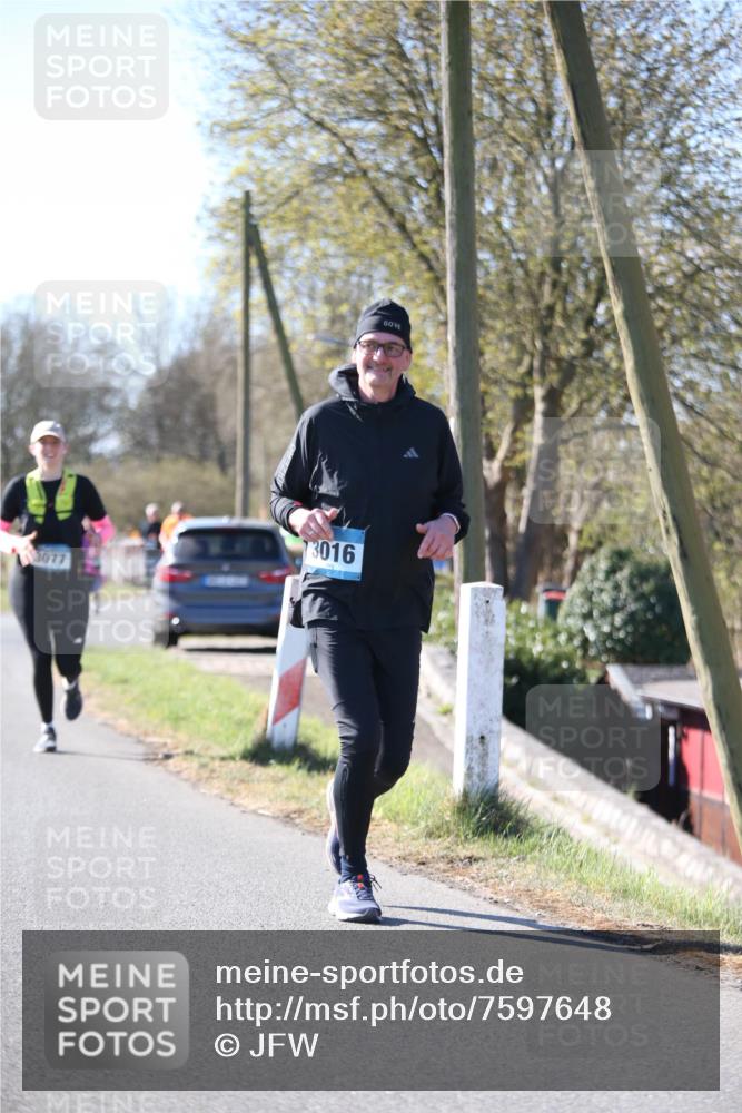 06.04.2025 - 44. Internationalen Wilhelmsburger Insellauf Jannik Wohlers http://msf.ph/oto/7597648 06.04.2025 10:36:51 Laufen 3016 meine-sportfotos.de