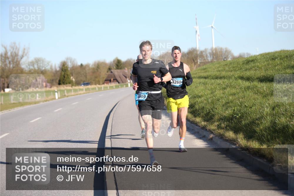 06.04.2025 - 44. Internationalen Wilhelmsburger Insellauf Jannik Wohlers http://msf.ph/oto/7597658 06.04.2025 09:16:35 Laufen 4619, 3260 meine-sportfotos.de