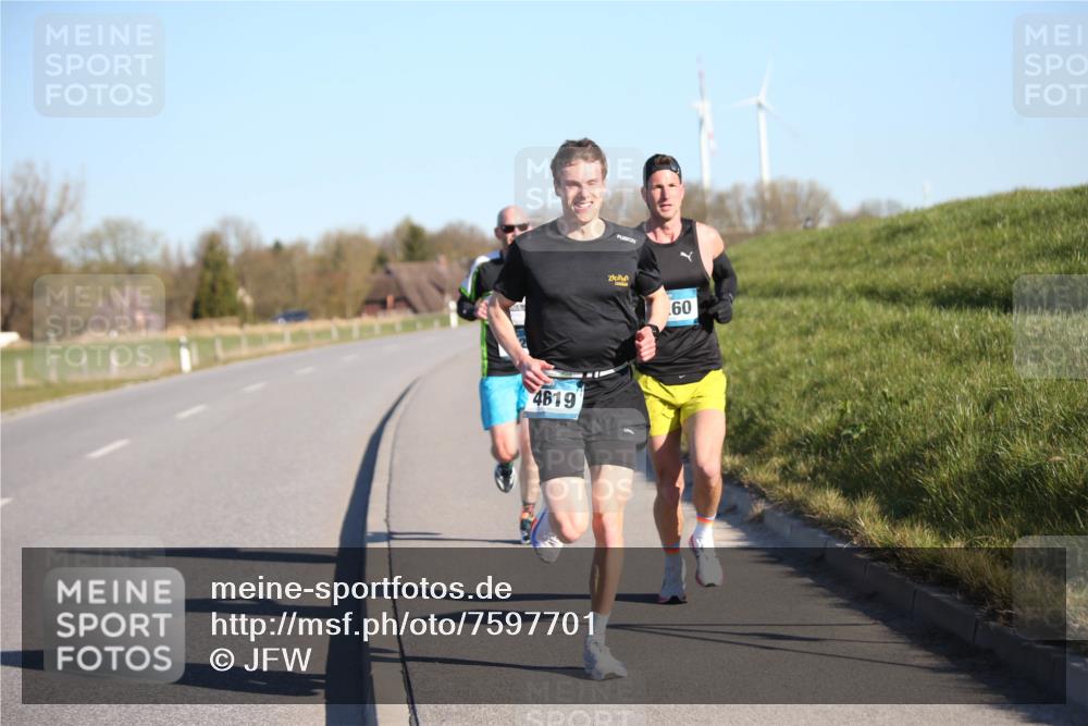 06.04.2025 - 44. Internationalen Wilhelmsburger Insellauf Jannik Wohlers http://msf.ph/oto/7597701 06.04.2025 09:16:36 Laufen 4619, 60 meine-sportfotos.de