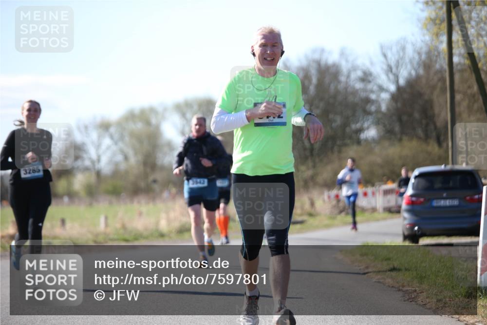 06.04.2025 - 44. Internationalen Wilhelmsburger Insellauf Jannik Wohlers http://msf.ph/oto/7597801 06.04.2025 10:37:18 Laufen 3285, 3842 meine-sportfotos.de