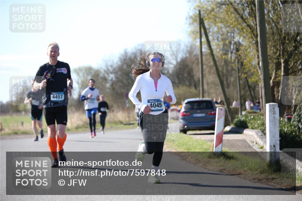 06.04.2025 - 44. Internationalen Wilhelmsburger Insellauf Jannik Wohlers http://msf.ph/oto/7597848 06.04.2025 10:37:26 Laufen 4457, 4045 meine-sportfotos.de