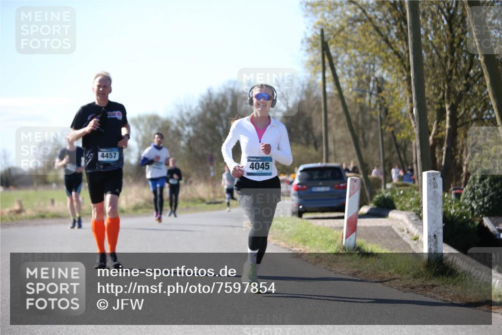 06.04.2025 - 44. Internationalen Wilhelmsburger Insellauf Jannik Wohlers http://msf.ph/oto/7597854 06.04.2025 10:37:26 Laufen 4457, 4045 meine-sportfotos.de