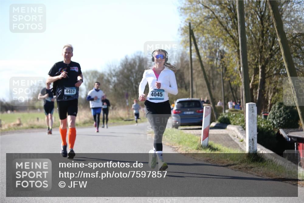 06.04.2025 - 44. Internationalen Wilhelmsburger Insellauf Jannik Wohlers http://msf.ph/oto/7597857 06.04.2025 10:37:26 Laufen 4457, 4045 meine-sportfotos.de