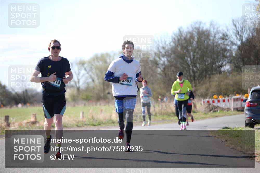 06.04.2025 - 44. Internationalen Wilhelmsburger Insellauf Jannik Wohlers http://msf.ph/oto/7597935 06.04.2025 10:37:30 Laufen 314, 3807, 3551 meine-sportfotos.de