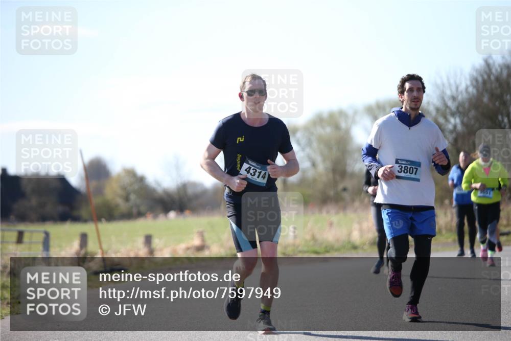 06.04.2025 - 44. Internationalen Wilhelmsburger Insellauf Jannik Wohlers http://msf.ph/oto/7597949 06.04.2025 10:37:31 Laufen 4314, 3807 meine-sportfotos.de
