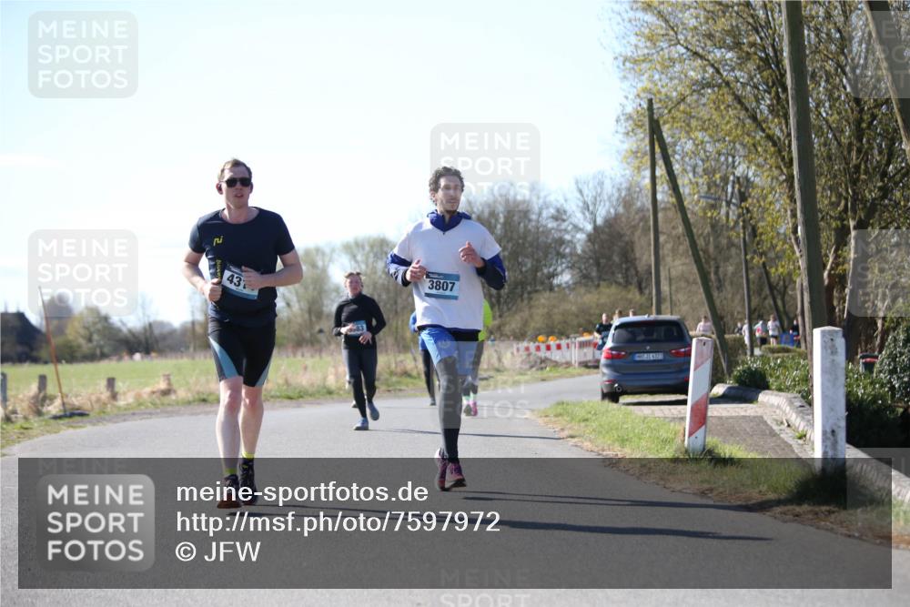 06.04.2025 - 44. Internationalen Wilhelmsburger Insellauf Jannik Wohlers http://msf.ph/oto/7597972 06.04.2025 10:37:32 Laufen 43, 3807, 31, 4323 meine-sportfotos.de