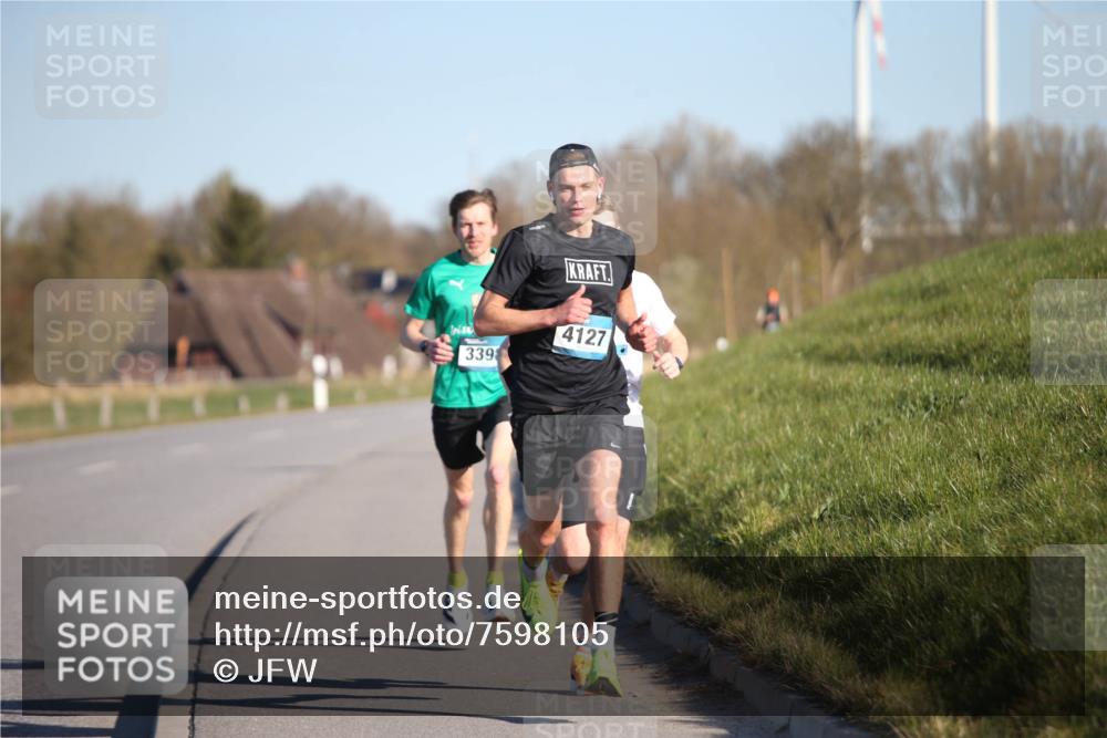 06.04.2025 - 44. Internationalen Wilhelmsburger Insellauf Jannik Wohlers http://msf.ph/oto/7598105 06.04.2025 09:17:11 Laufen 339, 4127 meine-sportfotos.de