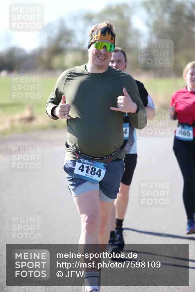 06.04.2025 - 44. Internationalen Wilhelmsburger Insellauf Jannik Wohlers http://msf.ph/oto/7598109 06.04.2025 10:37:54 Laufen 4184, 3565 meine-sportfotos.de