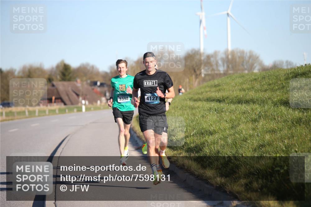 06.04.2025 - 44. Internationalen Wilhelmsburger Insellauf Jannik Wohlers http://msf.ph/oto/7598131 06.04.2025 09:17:12 Laufen 3398, 4127 meine-sportfotos.de