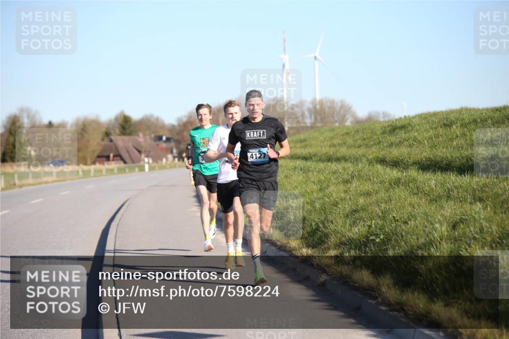 06.04.2025 - 44. Internationalen Wilhelmsburger Insellauf Jannik Wohlers http://msf.ph/oto/7598224 06.04.2025 09:17:13 Laufen 4127 meine-sportfotos.de