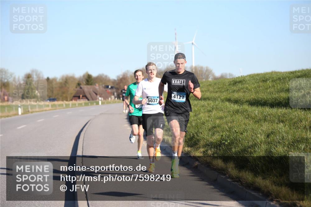 06.04.2025 - 44. Internationalen Wilhelmsburger Insellauf Jannik Wohlers http://msf.ph/oto/7598249 06.04.2025 09:17:13 Laufen 5037, 4127, 339 meine-sportfotos.de