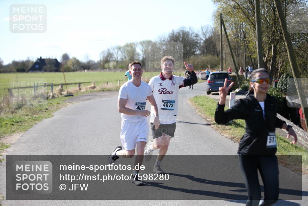 06.04.2025 - 44. Internationalen Wilhelmsburger Insellauf Jannik Wohlers http://msf.ph/oto/7598280 06.04.2025 10:38:07 Laufen 4074, 4072, 511 meine-sportfotos.de