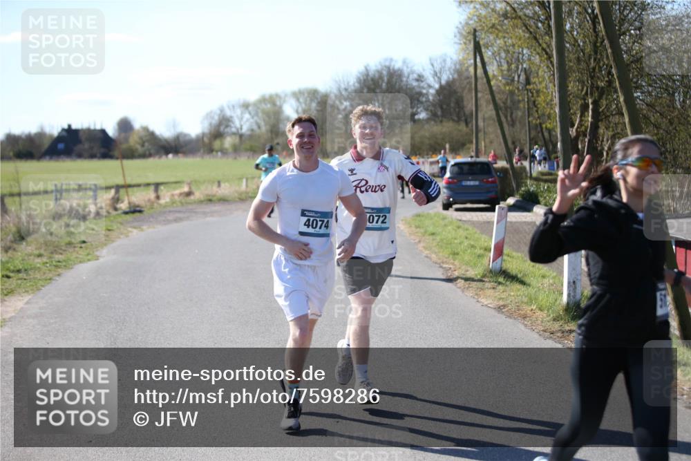 06.04.2025 - 44. Internationalen Wilhelmsburger Insellauf Jannik Wohlers http://msf.ph/oto/7598286 06.04.2025 10:38:07 Laufen 4074, 072 meine-sportfotos.de