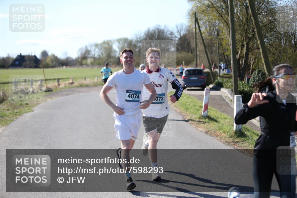 06.04.2025 - 44. Internationalen Wilhelmsburger Insellauf Jannik Wohlers http://msf.ph/oto/7598293 06.04.2025 10:38:07 Laufen 4074, 072 meine-sportfotos.de
