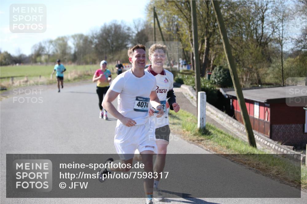06.04.2025 - 44. Internationalen Wilhelmsburger Insellauf Jannik Wohlers http://msf.ph/oto/7598317 06.04.2025 10:38:07 Laufen 4074 meine-sportfotos.de