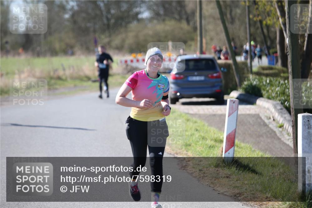06.04.2025 - 44. Internationalen Wilhelmsburger Insellauf Jannik Wohlers http://msf.ph/oto/7598319 06.04.2025 10:38:09 Laufen  meine-sportfotos.de