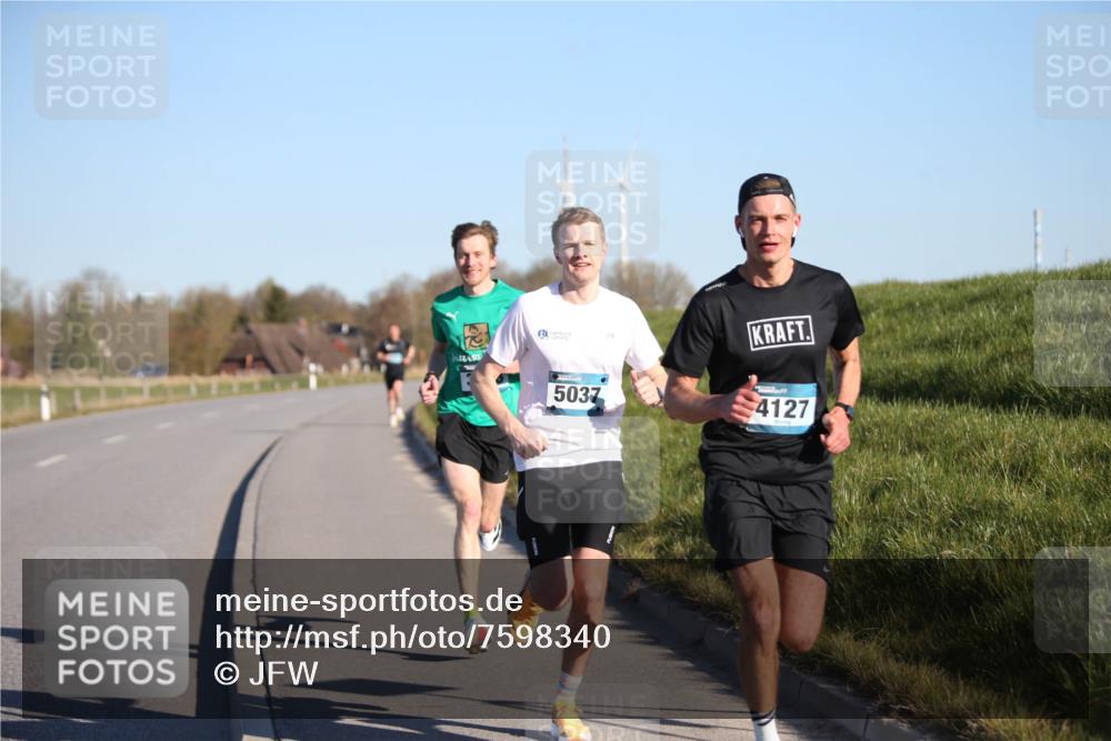 06.04.2025 - 44. Internationalen Wilhelmsburger Insellauf Jannik Wohlers http://msf.ph/oto/7598340 06.04.2025 09:17:14 Laufen 5037, 4127 meine-sportfotos.de