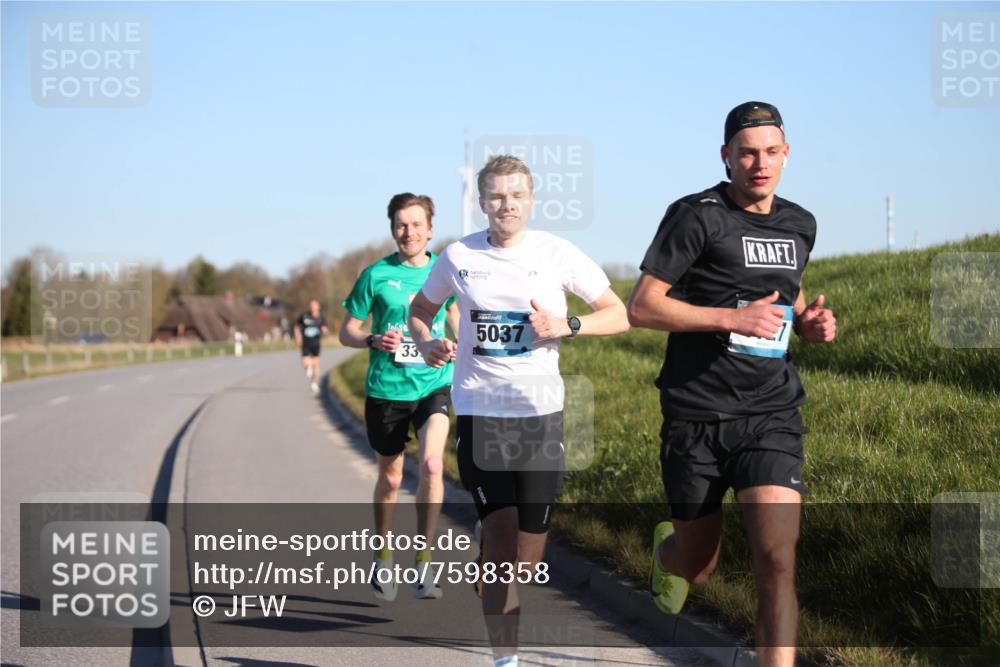 06.04.2025 - 44. Internationalen Wilhelmsburger Insellauf Jannik Wohlers http://msf.ph/oto/7598358 06.04.2025 09:17:14 Laufen 33, 5037 meine-sportfotos.de