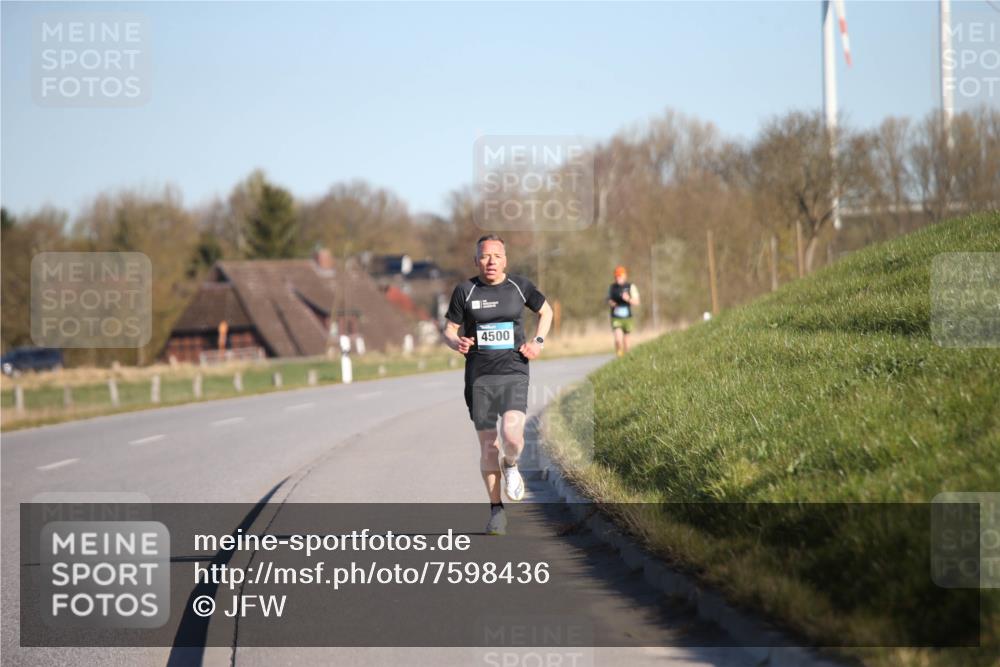 06.04.2025 - 44. Internationalen Wilhelmsburger Insellauf Jannik Wohlers http://msf.ph/oto/7598436 06.04.2025 09:17:18 Laufen 4500 meine-sportfotos.de